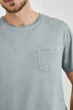 JOHNNY T-SHIRT - STATUE|Rails Flash Sale