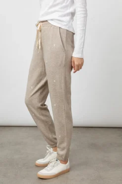 KINGSTON SWEATPANT - HEATHER BROWN EMBROIDERED STARS|Rails Store