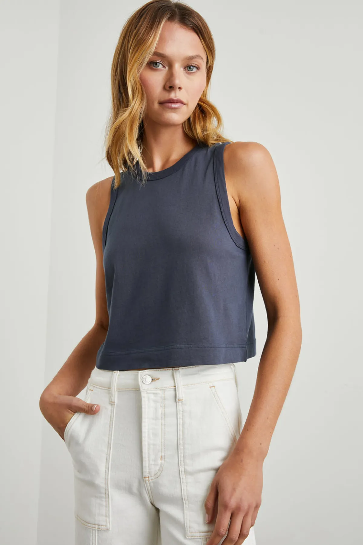 THE BOXY TANK - NAVY|Rails Clearance